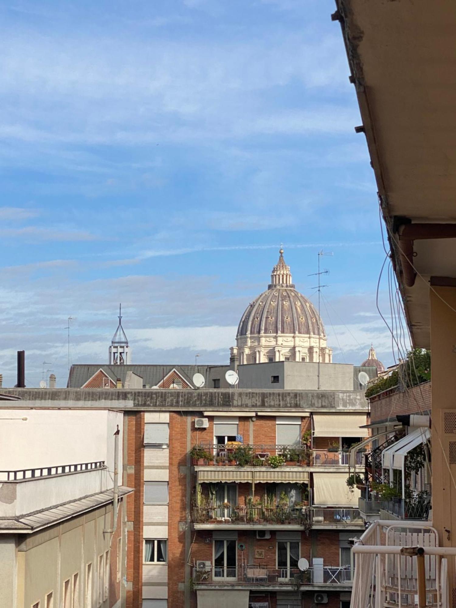 Apartment Fall In With Vaticano *